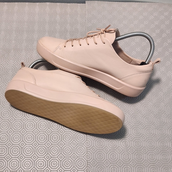 ECCO Soft8W Comfort Sneakers Women's Size 6 Pink Leather LaceUp Shoes Monochrome - Picture 4 of 13